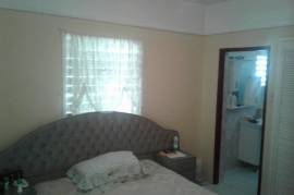 3 Bedrooms 2 Bathrooms, House for Sale in Linstead