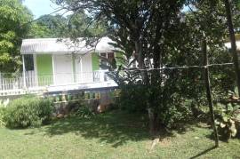 3 Bedrooms 2 Bathrooms, House for Sale in Linstead