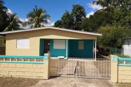 3 Bedrooms 2 Bathrooms, House for Sale in Spanish Town