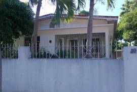 2 Bedrooms 1 Bathrooms, House for Sale in Spanish Town