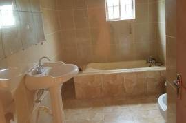 3 Bedrooms 2 Bathrooms, House for Sale in Knockpatrick