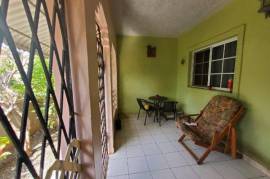 2 Bedrooms 2 Bathrooms, House for Sale in Greater Portmore