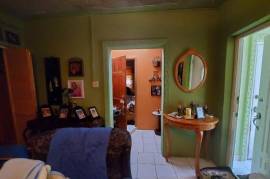 2 Bedrooms 2 Bathrooms, House for Sale in Greater Portmore