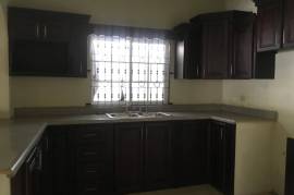 3 Bedrooms 2 Bathrooms, House for Sale in May Pen