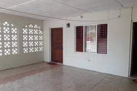 4 Bedrooms 2 Bathrooms, House for Sale in May Pen