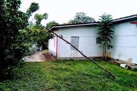 3 Bedrooms 2 Bathrooms, House for Sale in Linstead