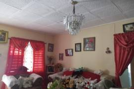 5 Bedrooms 4 Bathrooms, House for Sale in Spanish Town