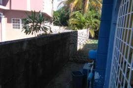 5 Bedrooms 5 Bathrooms, House for Sale in Spanish Town