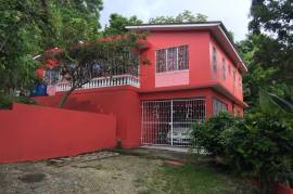 3 Bedrooms 2 Bathrooms, House for Sale in Welcome Hall