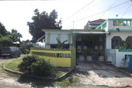 3 Bedrooms 2 Bathrooms, House for Sale in Spanish Town