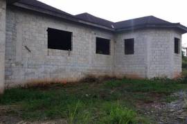 4 Bedrooms 3 Bathrooms, House for Sale in Junction