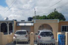 2 Bedrooms 1 Bathrooms, House for Sale in Greater Portmore