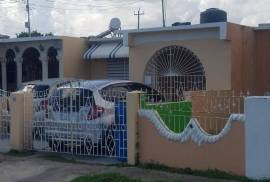 2 Bedrooms 1 Bathrooms, House for Sale in Greater Portmore