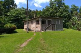 2 Bedrooms 2 Bathrooms, House for Sale in Gayle