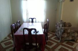 2 Bedrooms 2 Bathrooms, House for Sale in White House WD