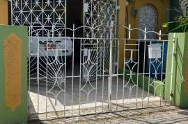 4 Bedrooms 3 Bathrooms, House for Sale in Spanish Town