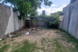 2 Bedrooms 1 Bathrooms, House for Sale in Greater Portmore