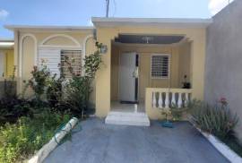 2 Bedrooms 1 Bathrooms, House for Sale in Greater Portmore