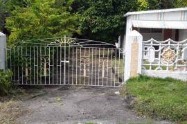 2 Bedrooms 2 Bathrooms, House for Sale in Saint Ann's Bay