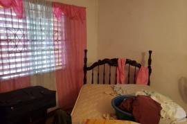 3 Bedrooms 2 Bathrooms, House for Sale in Spanish Town