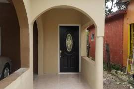 2 Bedrooms 2 Bathrooms, House for Sale in May Pen