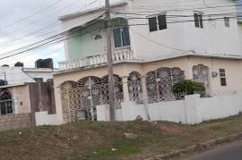 2 Bedrooms 2 Bathrooms, House for Sale in Spanish Town