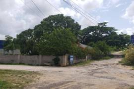 3 Bedrooms 1 Bathrooms, House for Sale in May Pen