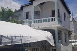 3 Bedrooms 2 Bathrooms, House for Sale in Kingston 2