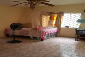 3 Bedrooms 3 Bathrooms, House for Sale in Santa Cruz