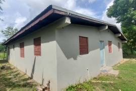 4 Bedrooms 2 Bathrooms, House for Sale in Spanish Town