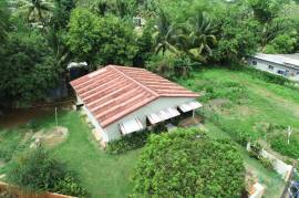 4 Bedrooms 2 Bathrooms, House for Sale in Santa Cruz