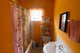 4 Bedrooms 2 Bathrooms, House for Sale in Santa Cruz