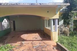 3 Bedrooms 2 Bathrooms, House for Sale in Savanna-La-Mar