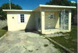 2 Bedrooms 1 Bathrooms, House for Sale in Spanish Town