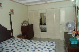 3 Bedrooms 2 Bathrooms, House for Sale in Greater Portmore