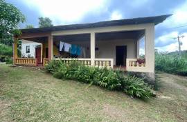 3 Bedrooms 2 Bathrooms, House for Sale in Moneague