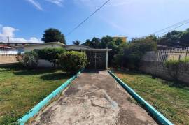 5 Bedrooms 3 Bathrooms, House for Sale in Kingston 5