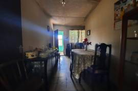 5 Bedrooms 3 Bathrooms, House for Sale in Kingston 5