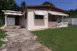 3 Bedrooms 2 Bathrooms, House for Sale in Santa Cruz