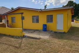 3 Bedrooms 2 Bathrooms, House for Sale in Osbourne Store