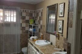 3 Bedrooms 3 Bathrooms, House for Sale in Spanish Town