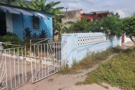 2 Bedrooms 1 Bathrooms, House for Sale in Kingston 20