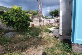 2 Bedrooms 1 Bathrooms, House for Sale in Kingston 20