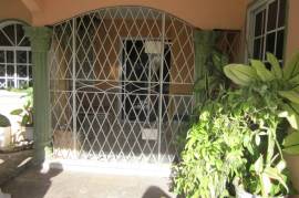 4 Bedrooms 3 Bathrooms, House for Private in Greater Portmore