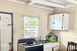 2 Bedrooms 1 Bathrooms, House for Sale in Greater Portmore