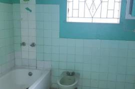 5 Bedrooms 3 Bathrooms, House for Sale in Kingston 11