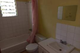 4 Bedrooms 2 Bathrooms, House for Sale in Petersfield