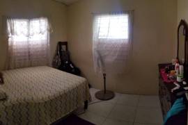 2 Bedrooms 1 Bathrooms, House for Sale in Greater Portmore