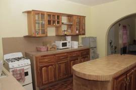 2 Bedrooms 1 Bathrooms, House for Sale in Middle Quarters