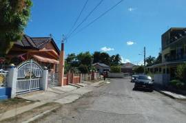 2 Bedrooms 1 Bathrooms, House for Sale in May Pen